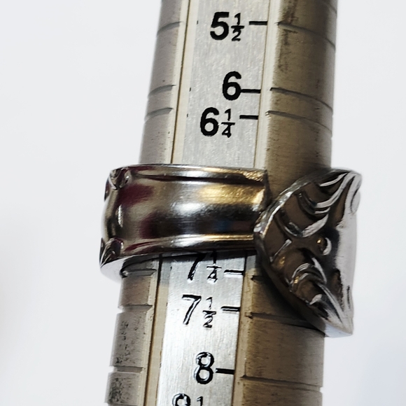 Size 7 Handmade Spoon Ring - Picture 5 of 5